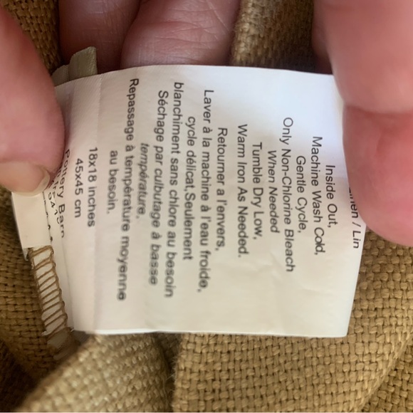 POTTERY BARN Pillow Cover TEXTURED 100% LINEN single Button 18 X 18 TAN - Picture 8 of 14